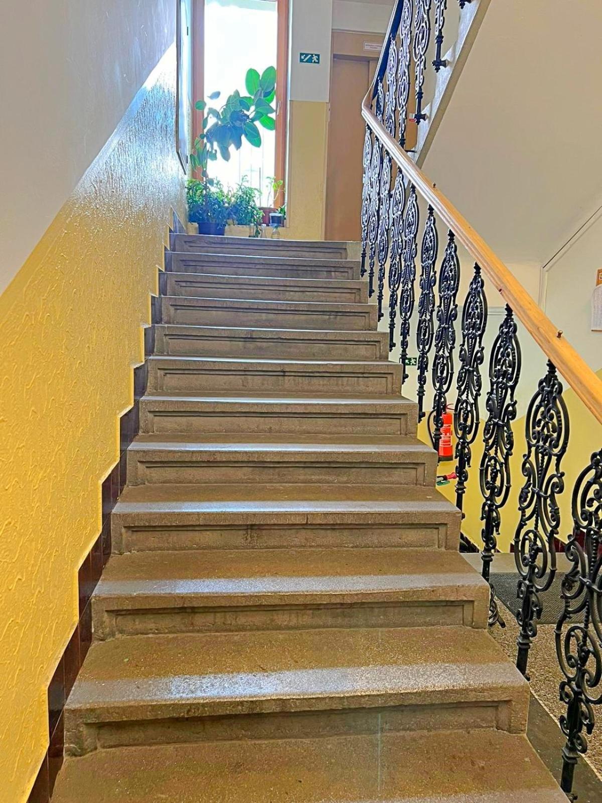 Mezonetovy Apartman V Centru Praag Buitenkant foto