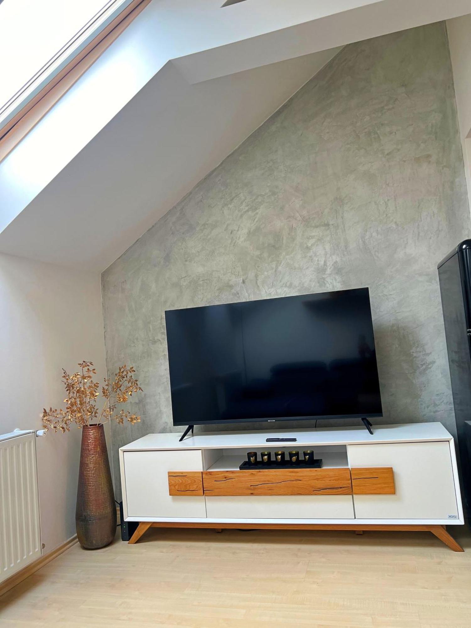 Mezonetovy Apartman V Centru Praag Buitenkant foto